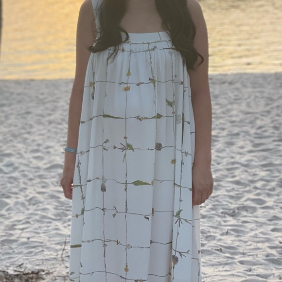 SANCIA gorgeous dress - Picture 4 of 4